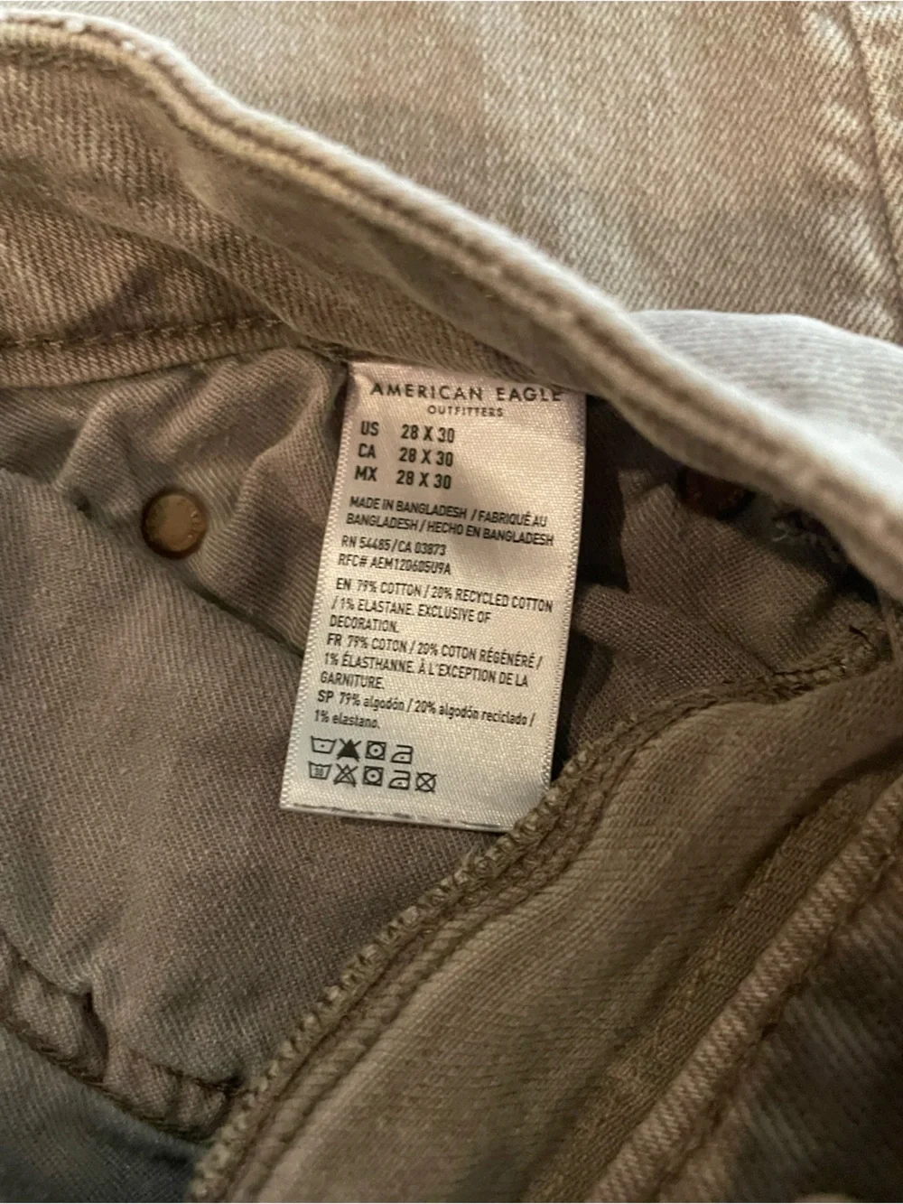 American Eagle Outfitters Straight Leg Jeans in Taupe Brown